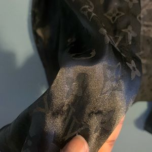 *NOT AUTHENTIC* Louis Vuitton silk long sleeve